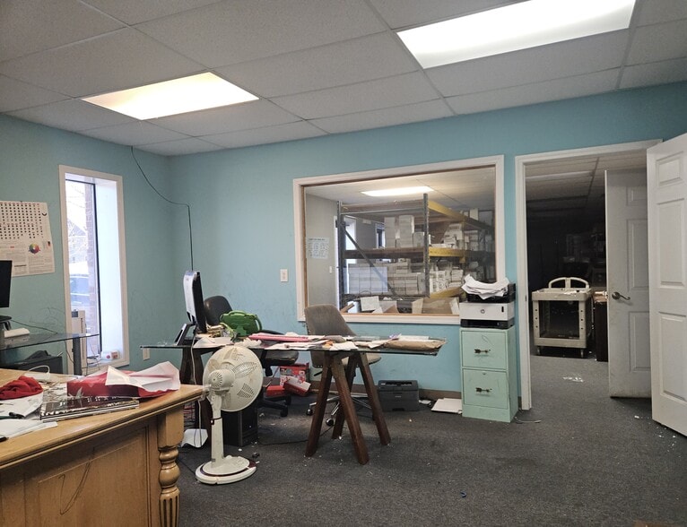 More Photos Of 4962 Austin Park Dr, Buford Warehouse For Sale