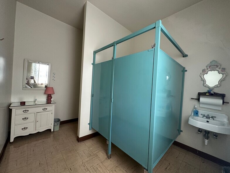 More Photos Of 120 Grand Ave, Cumberland Specialty For Sale