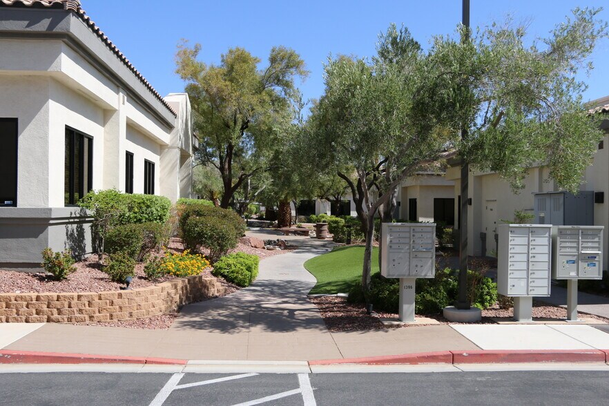 More Photos Of 7900 W Sahara Ave, Las Vegas Medical For Lease
