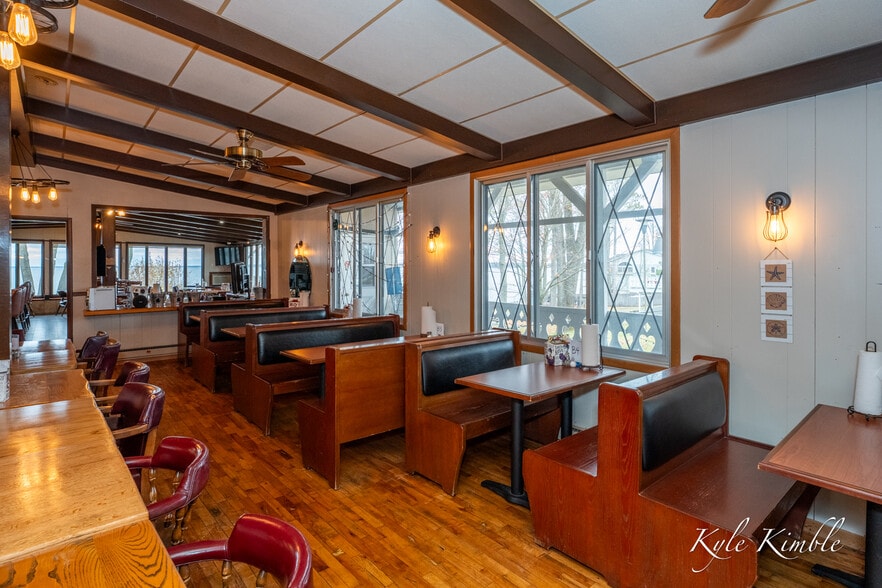 More Photos Of 104 W Houghton Lake Dr, Prudenville Hotel For Sale