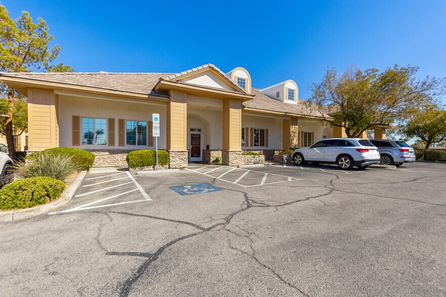 More Photos Of 7656 W Sahara Ave, Las Vegas Medical For Lease
