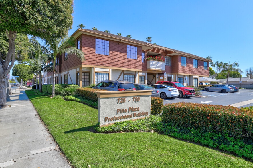 More Photos Of 729-750 E Chapman Ave, Orange Office Residential For Sale