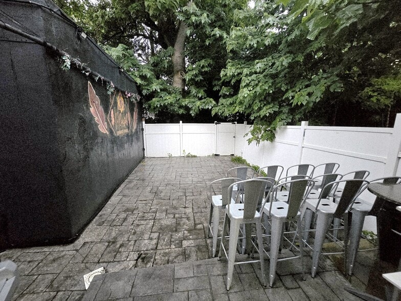 More Photos Of 4087 1/2 Lancaster Ave, Philadelphia Storefront Retail Residential For Lease