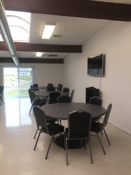 More Photos Of 93 West St, Medfield Light Distribution For Lease