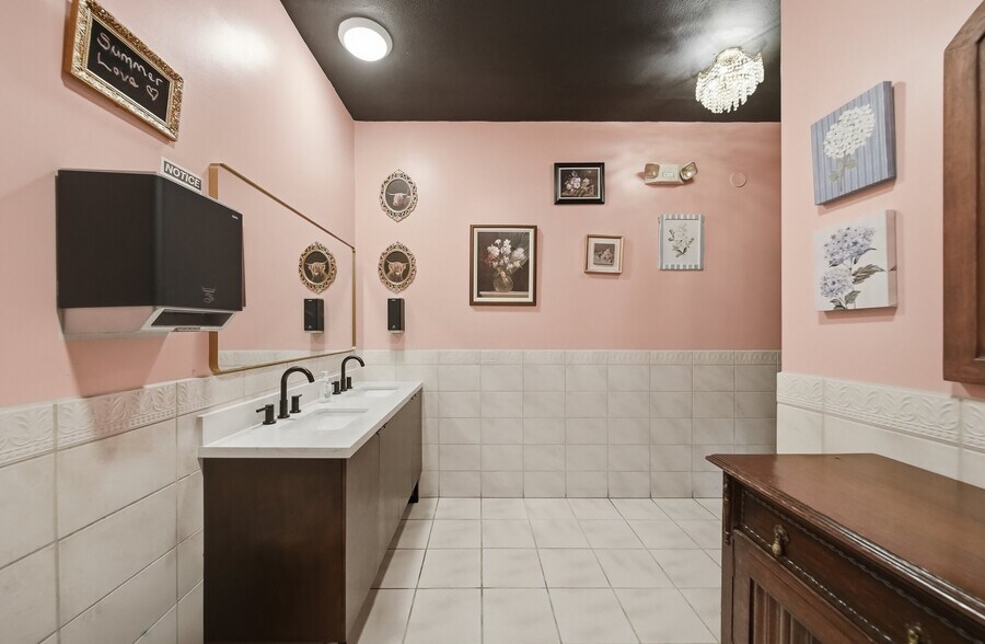 More Photos Of 2289 Saint Paul's Church Rd, Newton Restaurant For Sale