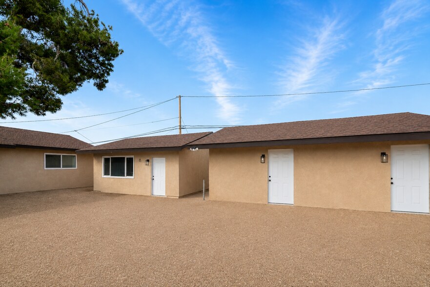 More Photos Of 16012-16020 Juniper St, Hesperia Assisted Living For Lease