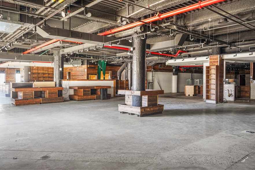 More Photos Of 360 Furman St, Brooklyn Apartments For Lease