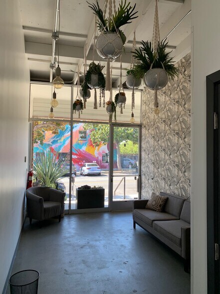 More Photos Of 1547 10th St, Santa Monica Loft Creative Space For Lease