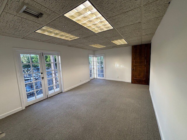 More Photos Of 3000 N Federal Hwy, Fort Lauderdale Storefront For Lease