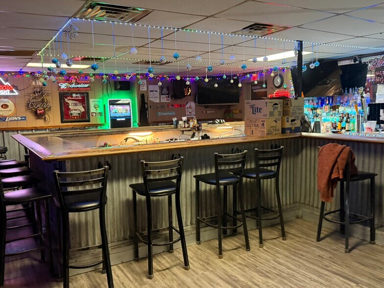 More Photos Of 5535 W Baseline Rd, Laveen Bar For Sale