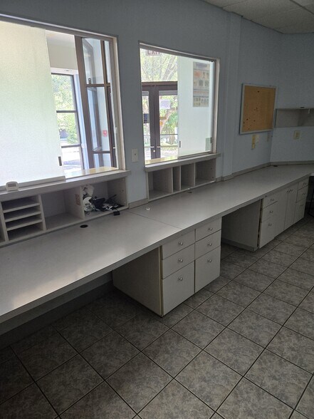 More Photos Of 6572 River Park Dr, Riverdale Office For Sale