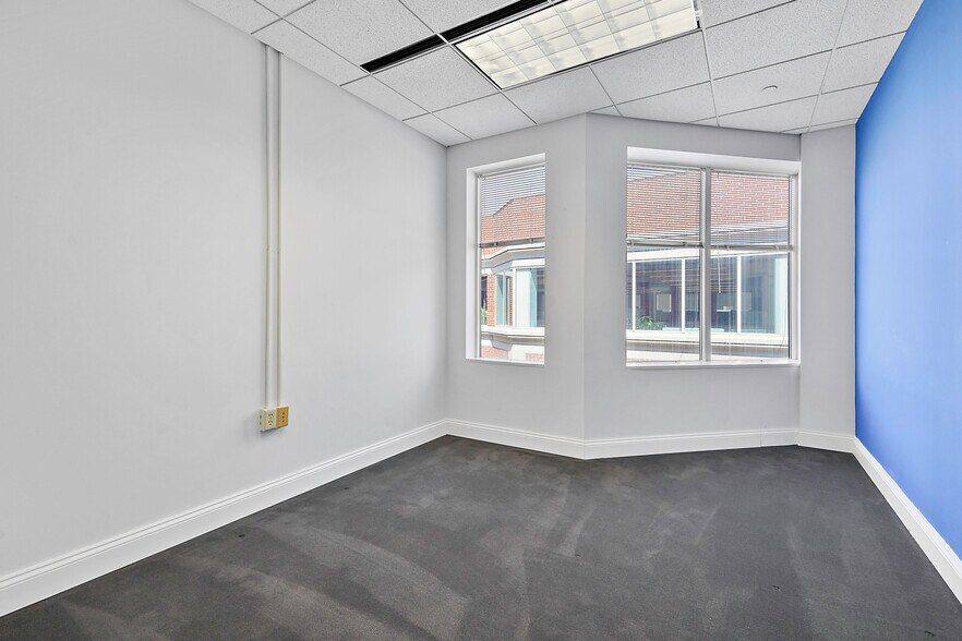 More Photos Of 1631-1663 Prince St, Alexandria Medical For Lease