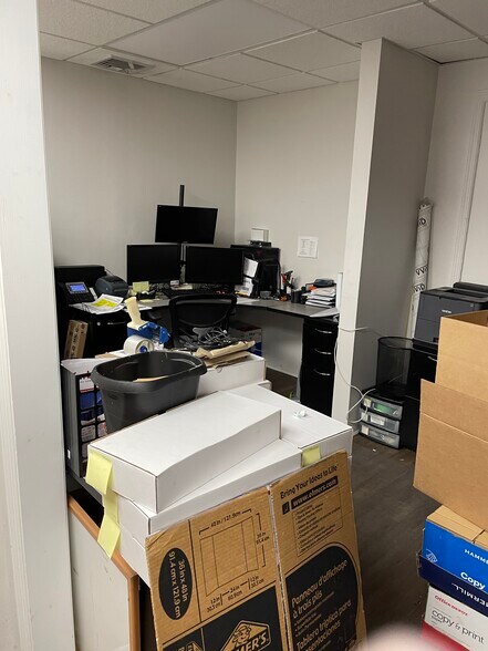 More Photos Of 343 Spook Rock Rd, Suffern Office For Sale