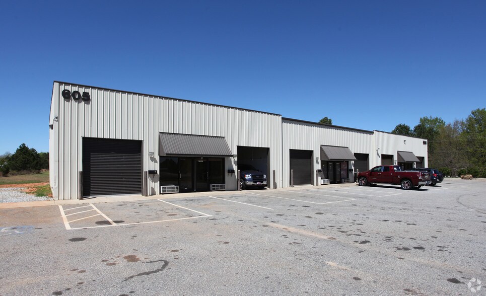 More Photos Of 605 Patrick Industrial Dr, Winder Warehouse For Lease
