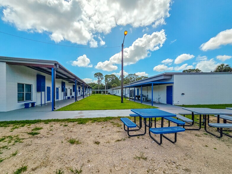 More Photos Of 5900 Tedder Rd, Fort Pierce Schools For Sale