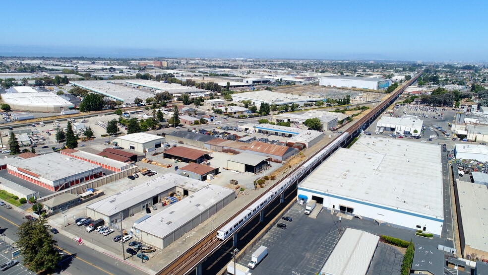 More Photos Of 750 139th Ave, San Leandro Warehouse For Lease