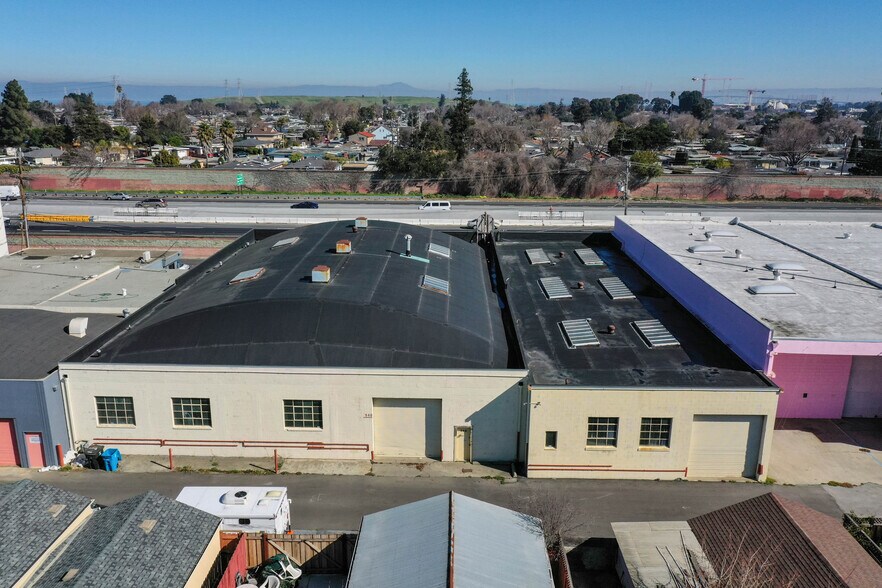 More Photos Of 940 S Amphlett Blvd, San Mateo Manufacturing For Lease