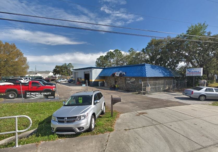 More Photos Of 175 Forest Lake Blvd N, Oldsmar Auto Repair For Sale