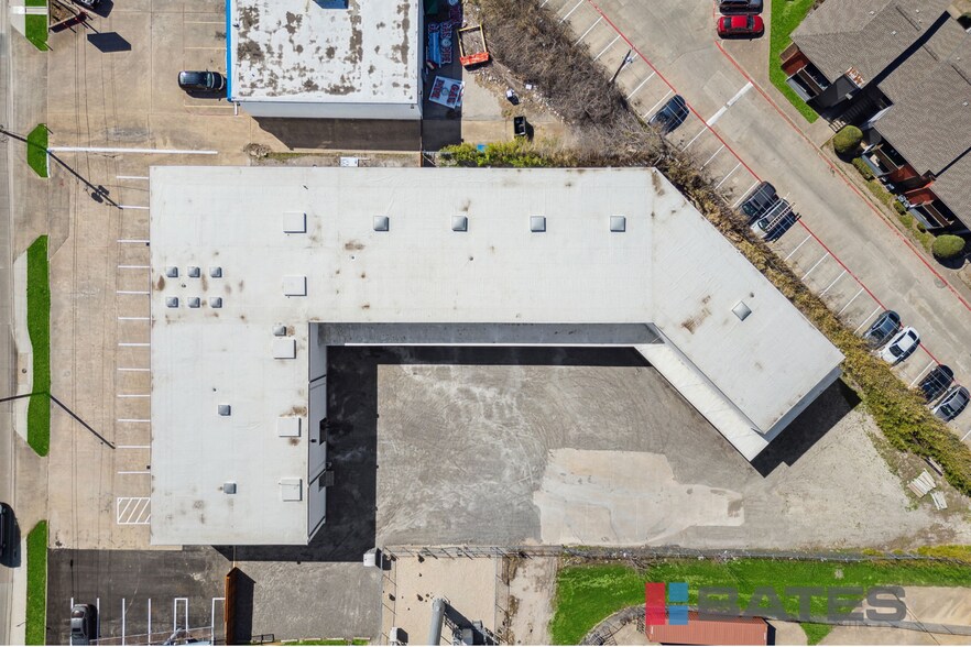 More Photos Of 9525 & 9535 Skillman St, Dallas Showroom For Sale