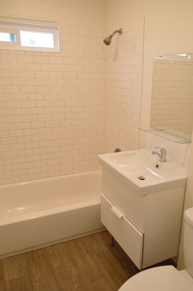 More Photos Of 435-437 W 11th St, Long Beach Apartments For Sale