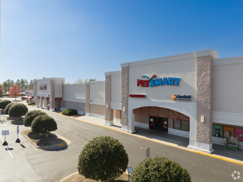 More Photos Of 1000 Carmia Way, Richmond Unknown For Lease