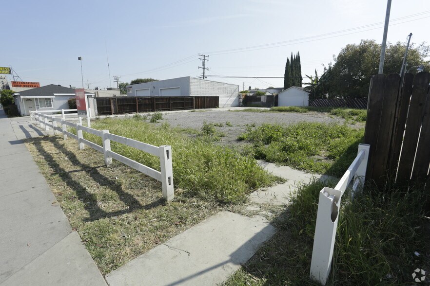 More Photos Of 5564 Atlantic Ave, Long Beach Land For Sale