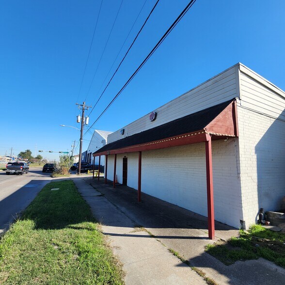 Primary Photo Of 12774 Market Street Rd, Houston General Retail For Sale