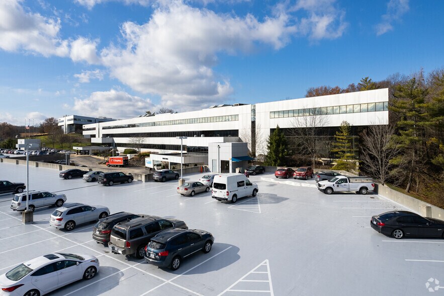 More Photos Of 12855 N 40 Dr, Saint Louis Medical For Lease