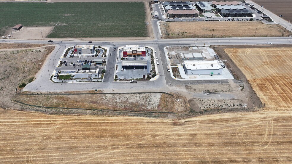 More Photos Of Walnut Ave, And 3rd Street, Greenfield Land For Sale