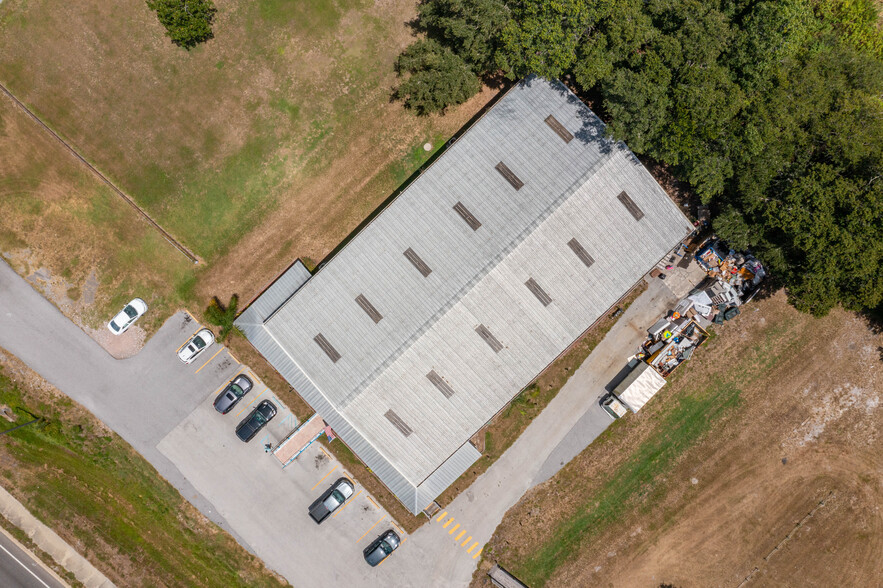 More Photos Of 27889 Highway 27, Dundee Freestanding For Lease
