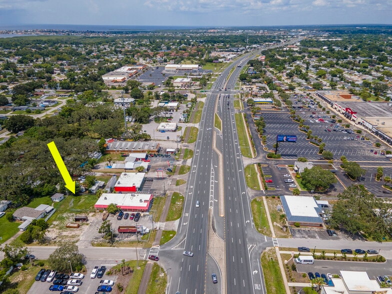More Photos Of 3307 US Highway 19, Holiday Freestanding For Sale
