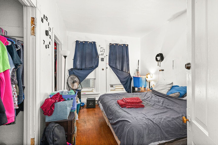 More Photos Of 1426-1428 E 1st St, Duluth Apartments For Sale