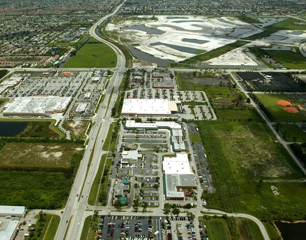 More Photos Of 5905-5985 S University Dr, Davie Freestanding For Lease