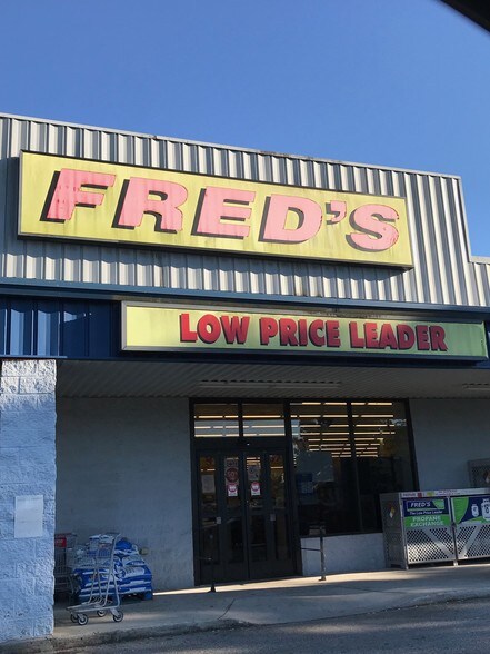 More Photos Of 17870 Baldwin Farms Pl, Robertsdale Freestanding For Sale