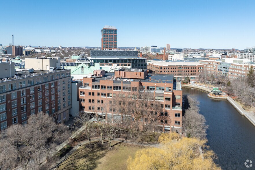 More Photos Of 10 Canal Park, Cambridge Office For Lease