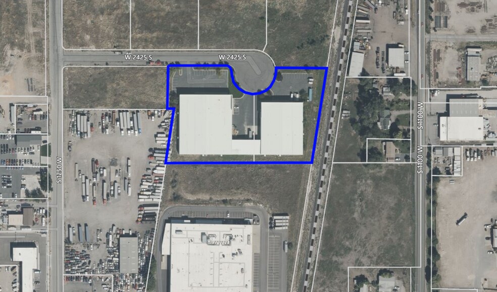 More Photos Of 1173-1199 W 2425 S, Woods Cross Manufacturing For Lease