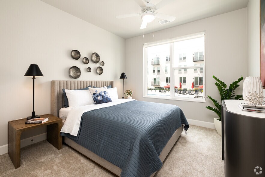 More Photos Of 655 S Sierra Madre St, Colorado Springs Apartments For Lease