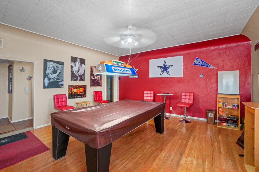 More Photos Of 10108 Socorro Dr, El Paso General Retail For Sale