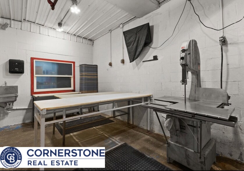 More Photos Of 7621 W Yellowstone Hwy, Casper Food Processing For Sale