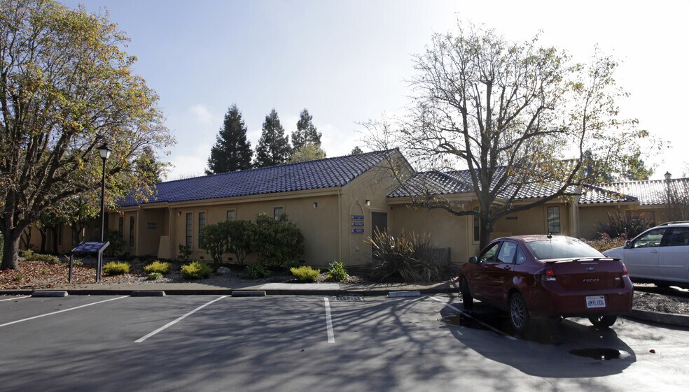 More Photos Of 1476 Professional Dr, Petaluma Medical For Sale