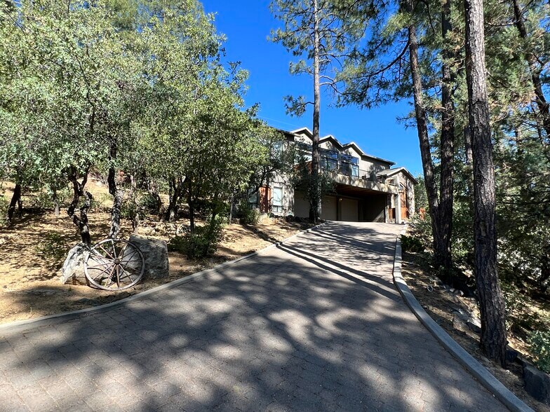 More Photos Of 125 Laurel Ct, Prescott Specialty For Sale