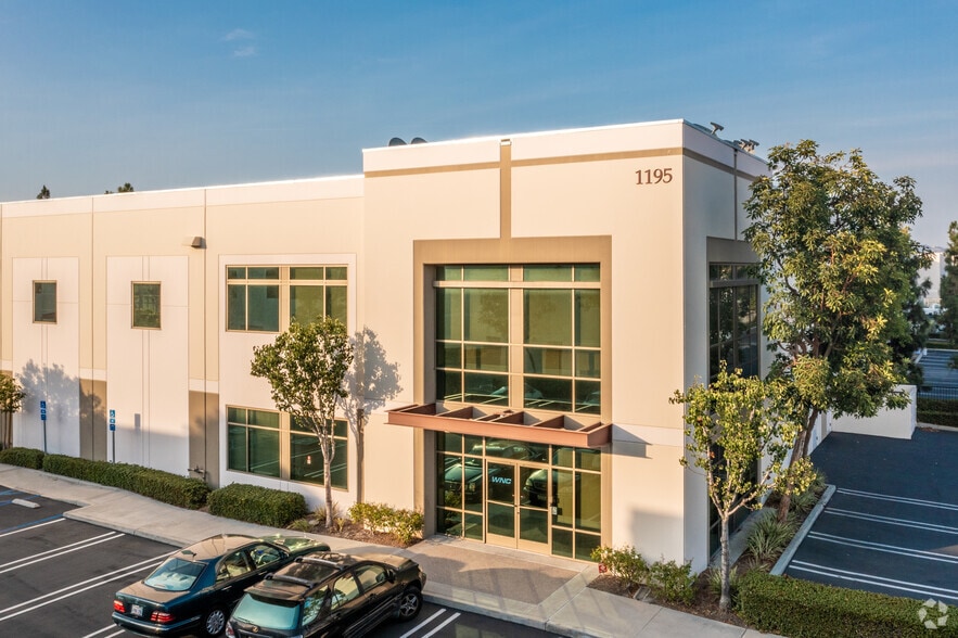 Primary Photo Of 1195 Warner Ave, Tustin Manufacturing For Lease