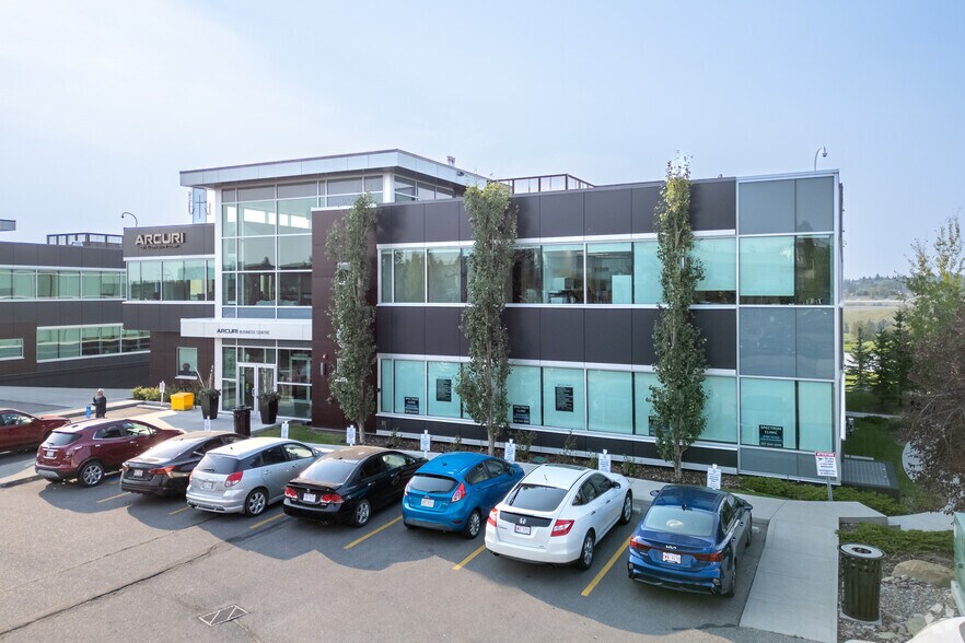 More Photos Of 70 Country Hills Land NW, Calgary Office For Lease