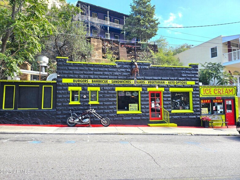 Primary Photo Of 105 Tombstone Cyn, Bisbee Restaurant For Sale