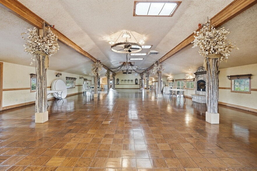 More Photos Of 21645 Parrotts Ferry Rd, Sonora Specialty For Sale