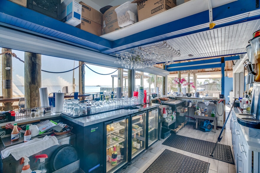 More Photos Of 1550 Indian River Dr, Sebastian Restaurant For Sale