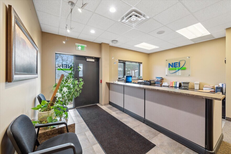 More Photos Of 605 Industrial Pky, Saint Croix Falls Manufacturing For Lease