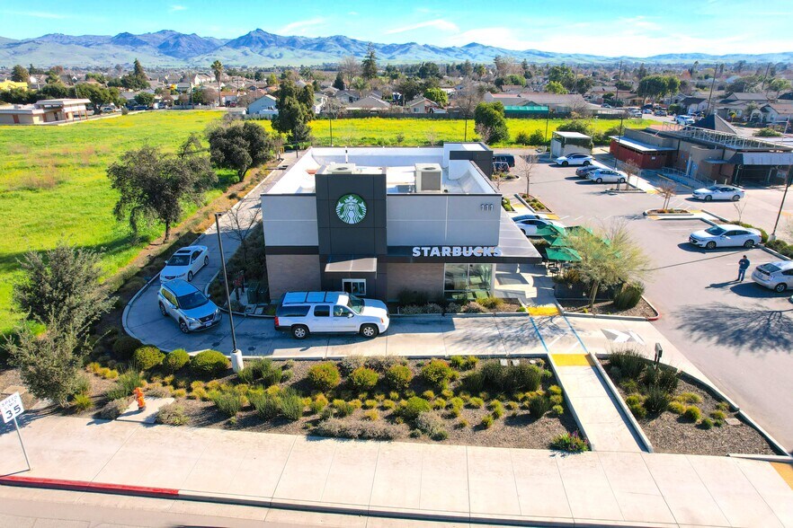 Primary Photo Of 111 San Felipe Rd, Hollister Restaurant For Sale