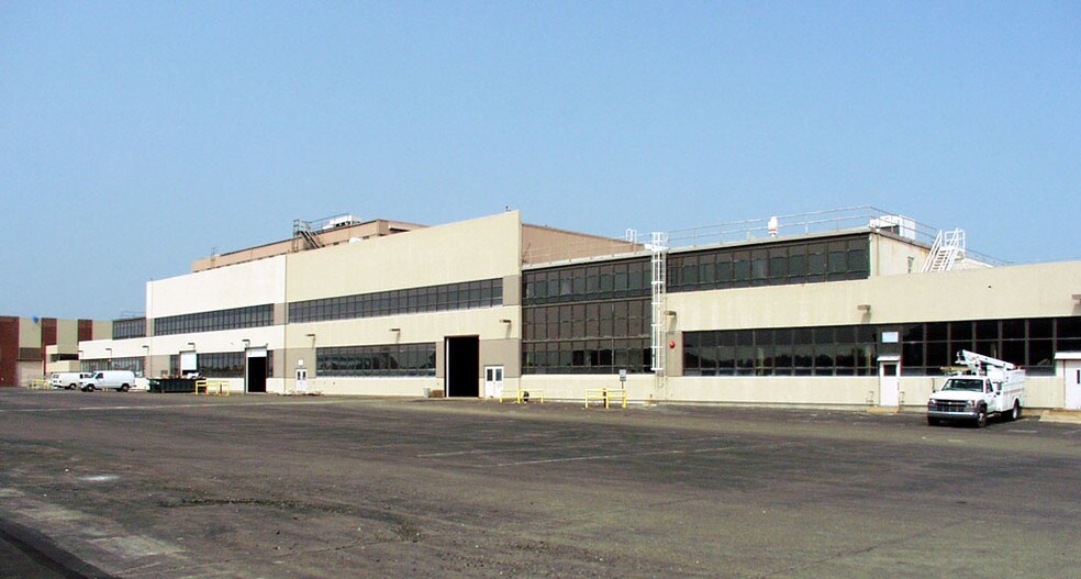 More Photos Of 50 Cardinal Ln, Warminster Township Warehouse For Lease