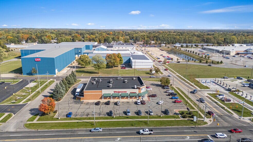 More Photos Of 950 S Centerville Rd, Sturgis Drugstore For Sale